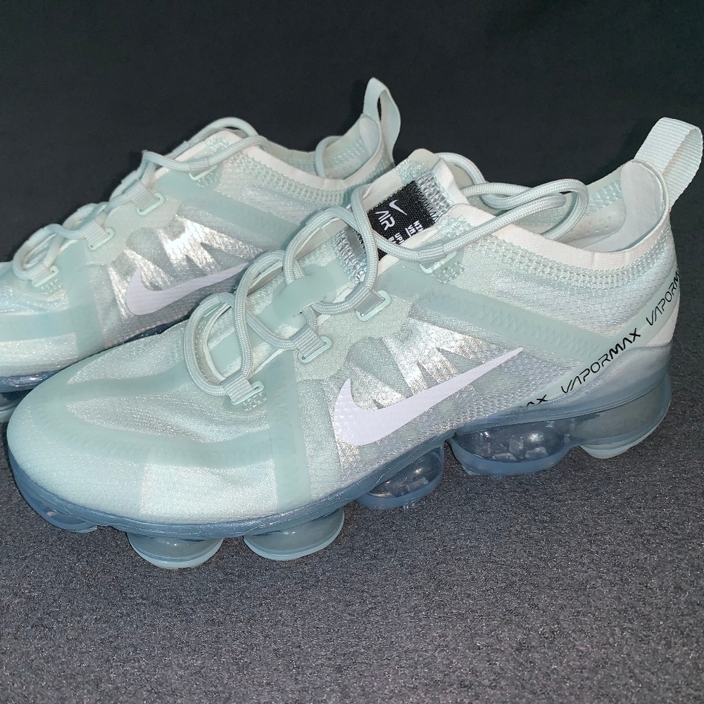 NEW Nike Air Vapor Max 2019 Barely Grey